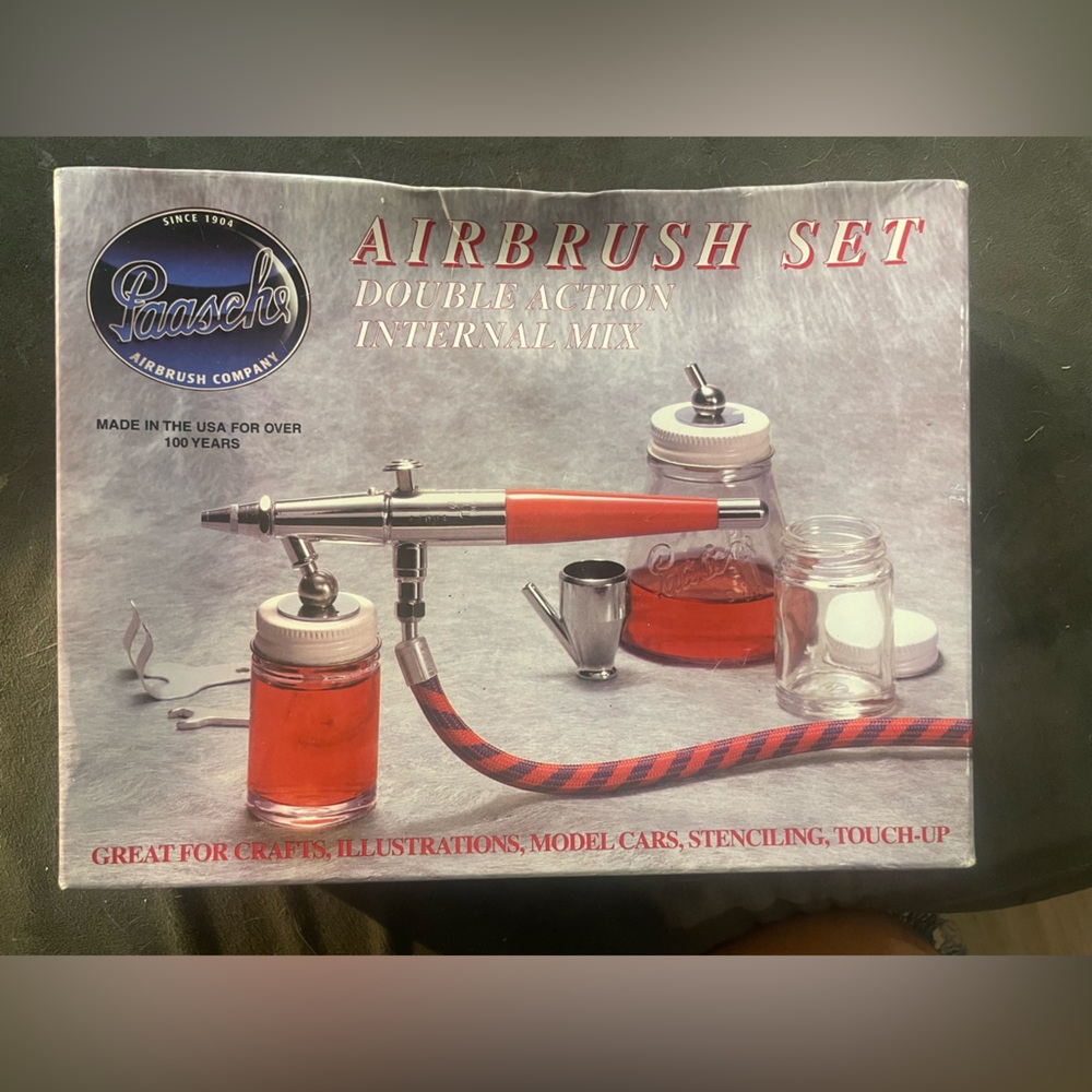 Paasche Airbrush Set - Red and Silver